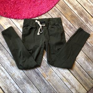 🔥Army green cargo skinny jeans